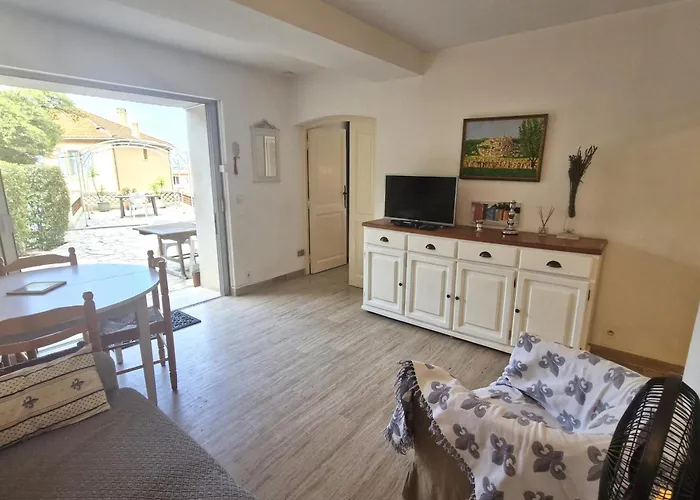 Apartment 2 Pieces Climatise Avec Terrasse Et Parking, Proche Centre - Fr-1-780-84 Sainte-Maxime