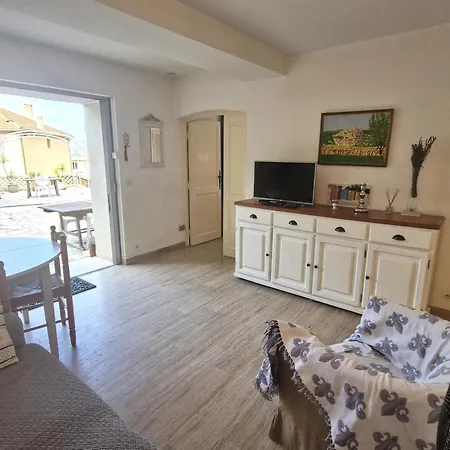 Апартаменти 2 Pieces Climatise Avec Terrasse Et Parking, Proche Centre - Fr-1-780-84 Сент-Максім